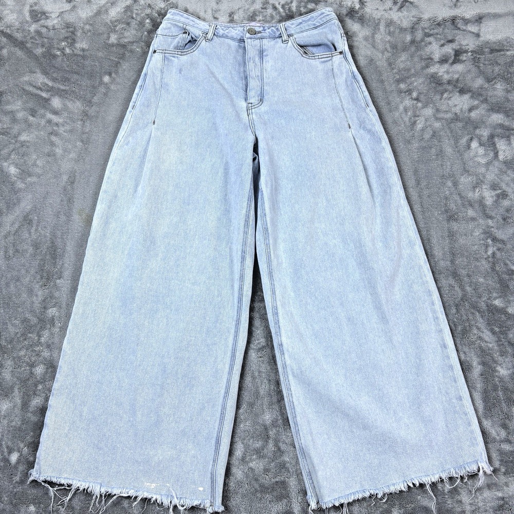 SO Womens Wide Leg Cropped Denim Jeans Raw Hem Light Wash‎ Size 13 31W - Picture 10 of 16